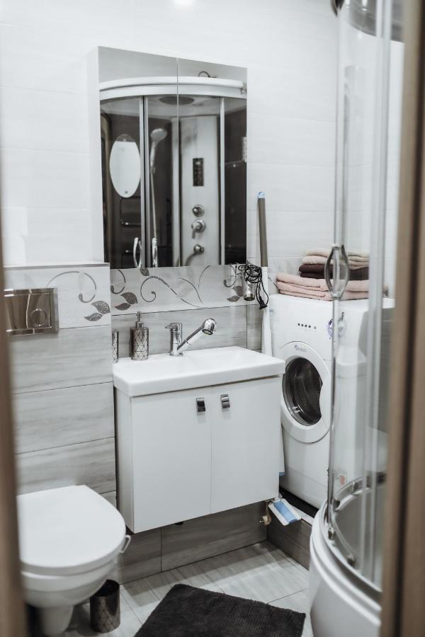 Luxury Apartments In City Center, Siauliai Ngoại thất bức ảnh