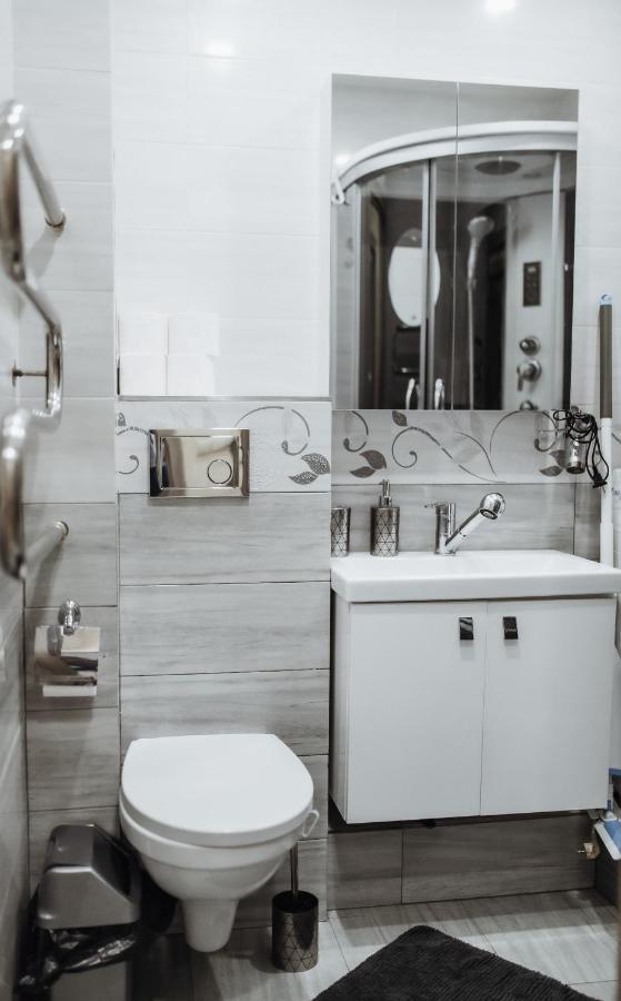 Luxury Apartments In City Center, Siauliai Ngoại thất bức ảnh